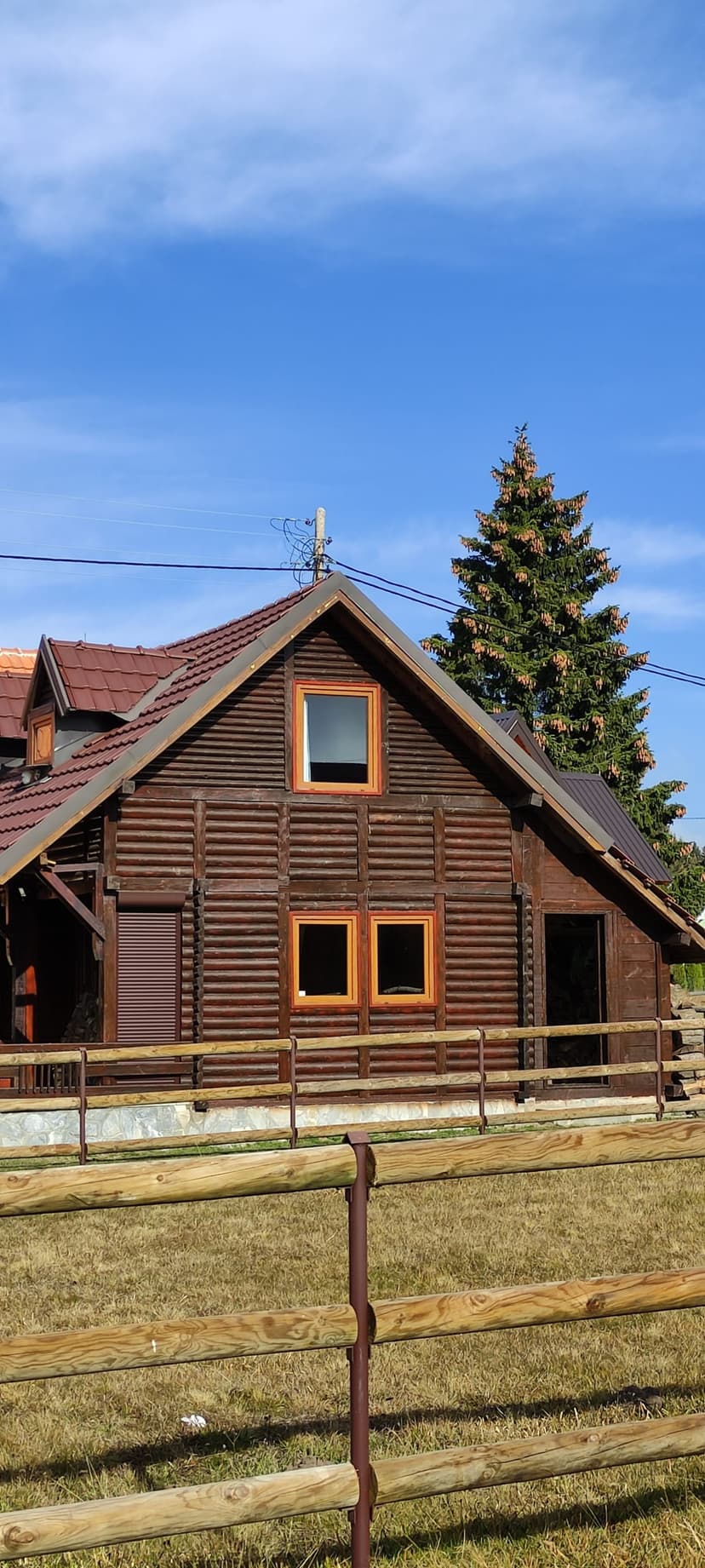 Pogled na brvnaru Brvnara Vila Nada Golija  Golija